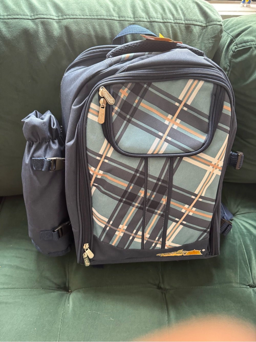 NWOT - Apollo Walker Picnic Backpack for 2